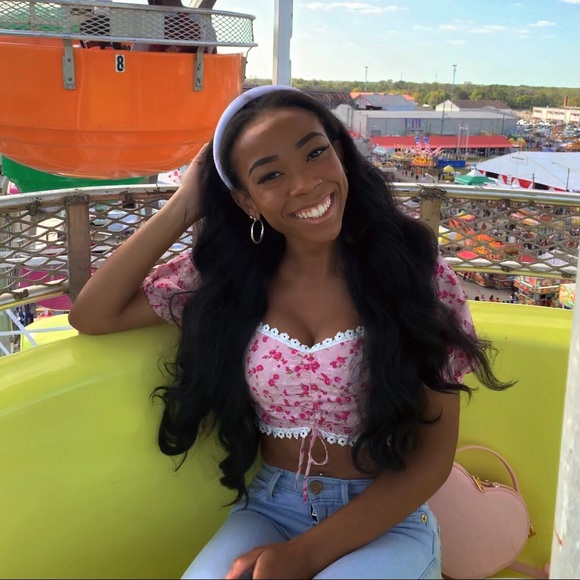 Meet your Posher, Cassidy - Picture 3 of 4